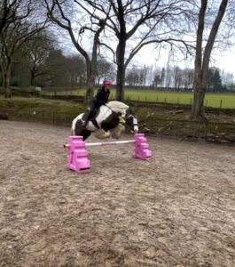 Ashleigh Keeling & Romany (Photo 2)